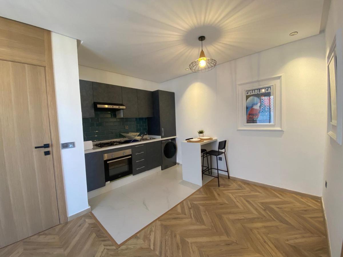 Spacious New 1-Bedroom Unit In Downtown W Terrace And Free Parking Casablanca Exteriör bild